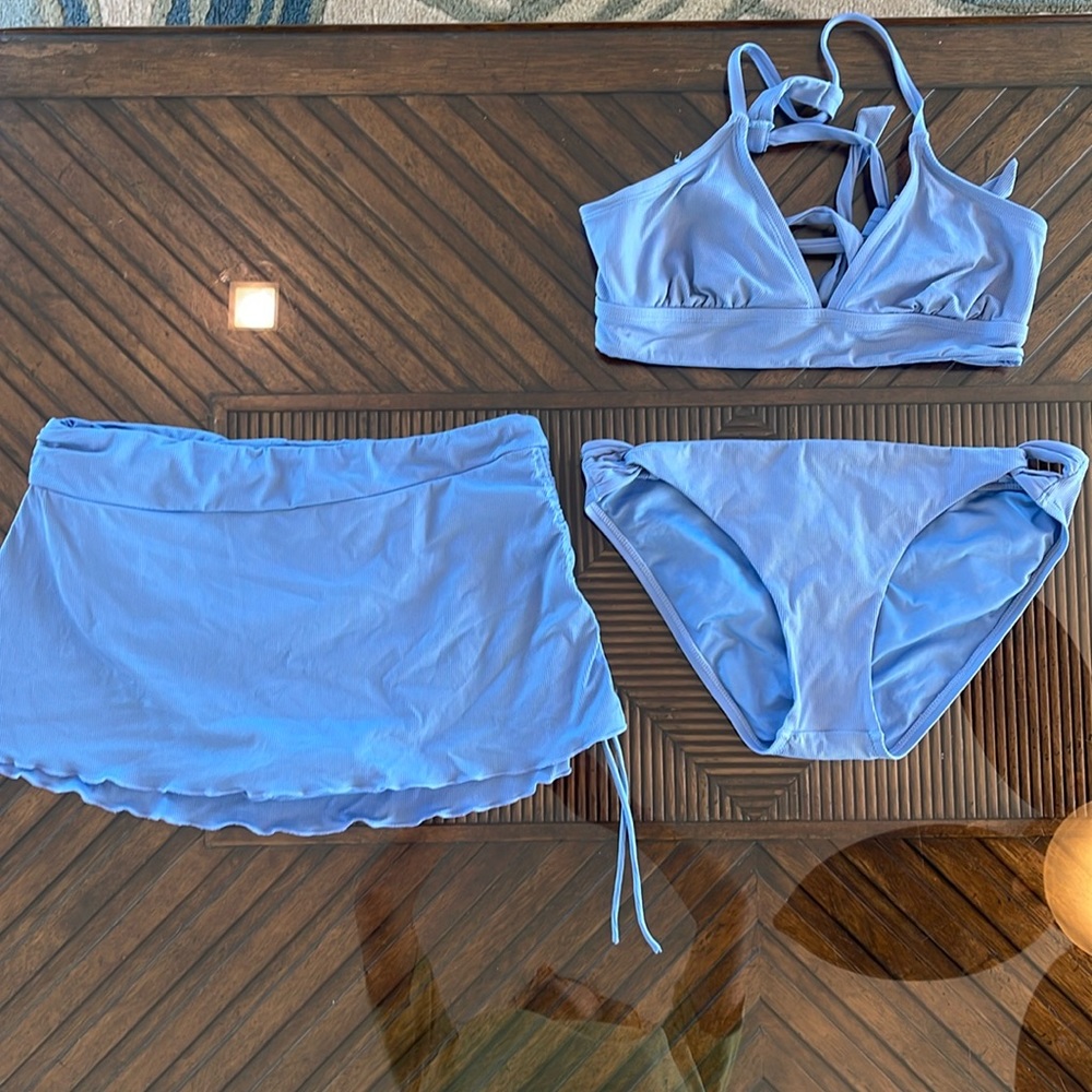 CARVE DESIGNS SWIM SET